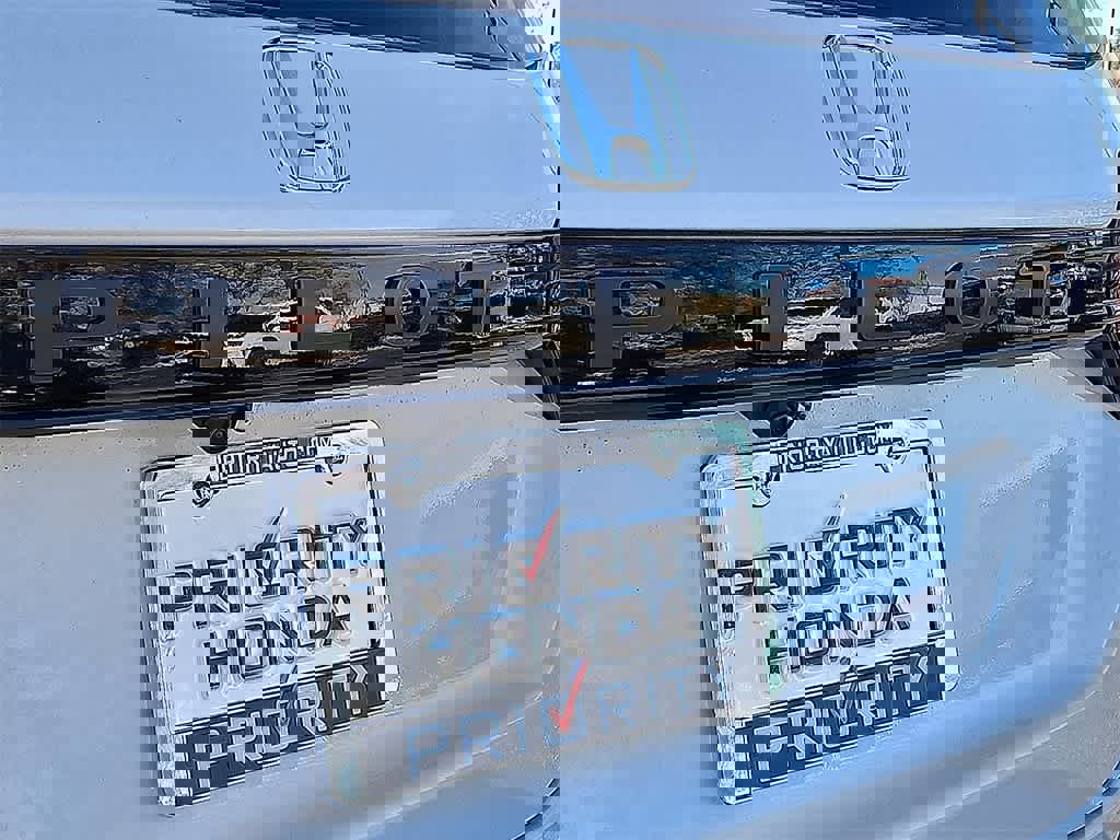 New 2025 Honda Pilot EX-L image 6