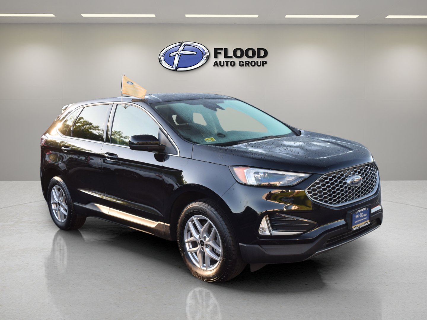 Used 2024 Ford Edge SEL w/ Convenience Package