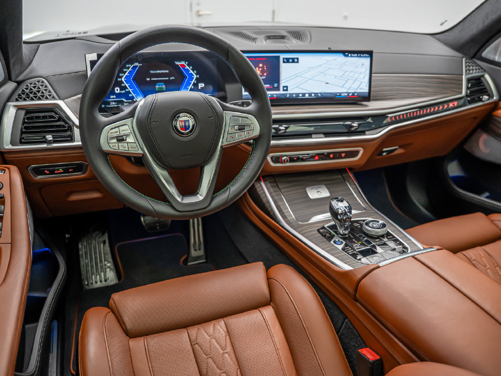 Used 2026 BMW ALPINA XB7 AWD/4WD image 4