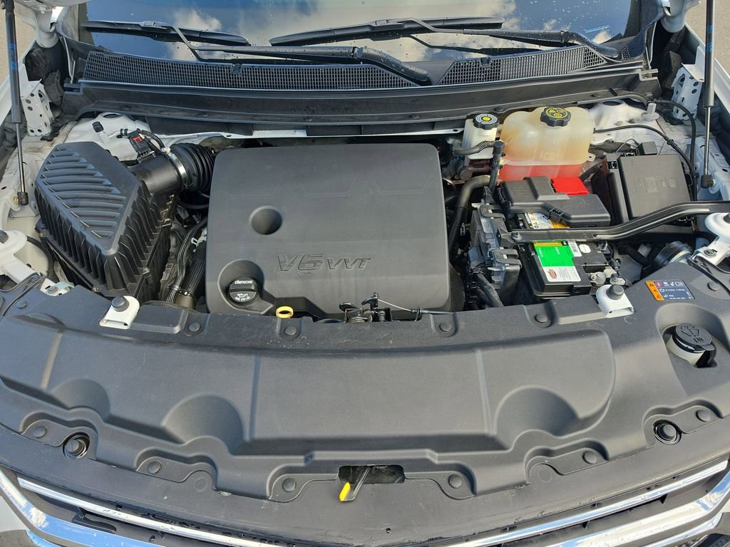 Certified 2018 Chevrolet Traverse Premier image 38