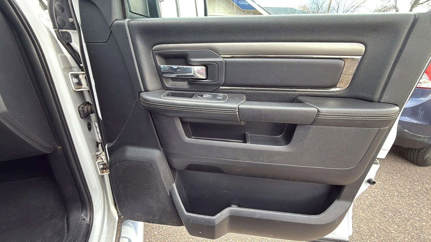 Used 2017 RAM 1500 Sport image 19