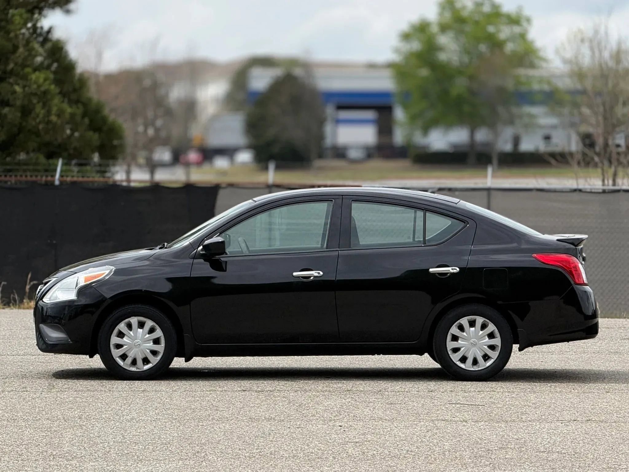 Used 2016 Nissan Versa S Plus FWD image 8