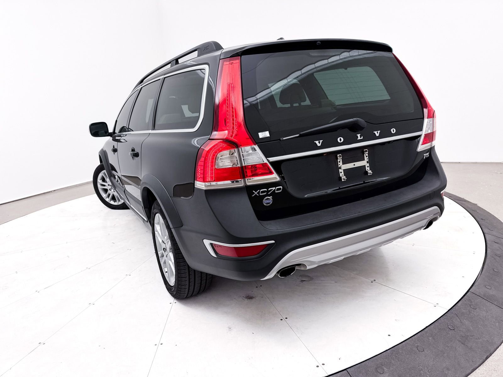Used 2016 Volvo XC70 T5 Premier w/ Convenience Package image 7