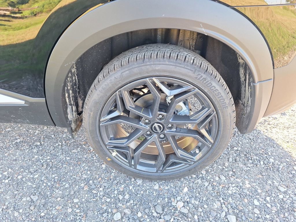 New 2026 Nissan Kicks SR image 24