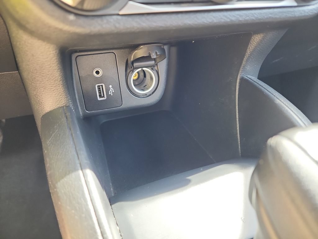 Used 2023 Nissan Versa S FWD image 29