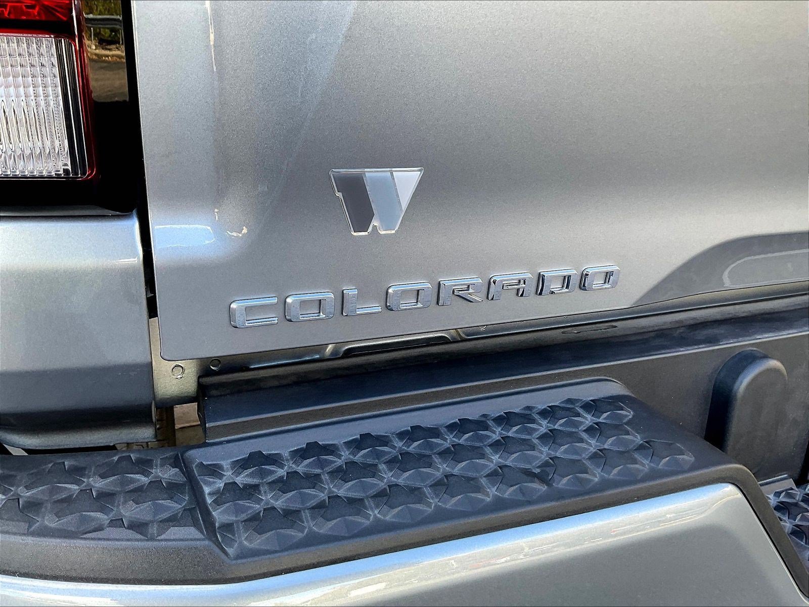 Used 2024 Chevrolet Colorado LT w/ LT Convenience Package RWD image 24