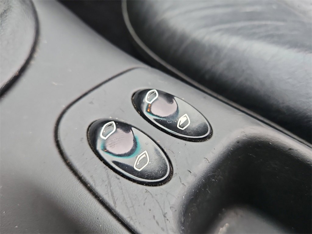 Used 2000 Porsche Boxster image 30