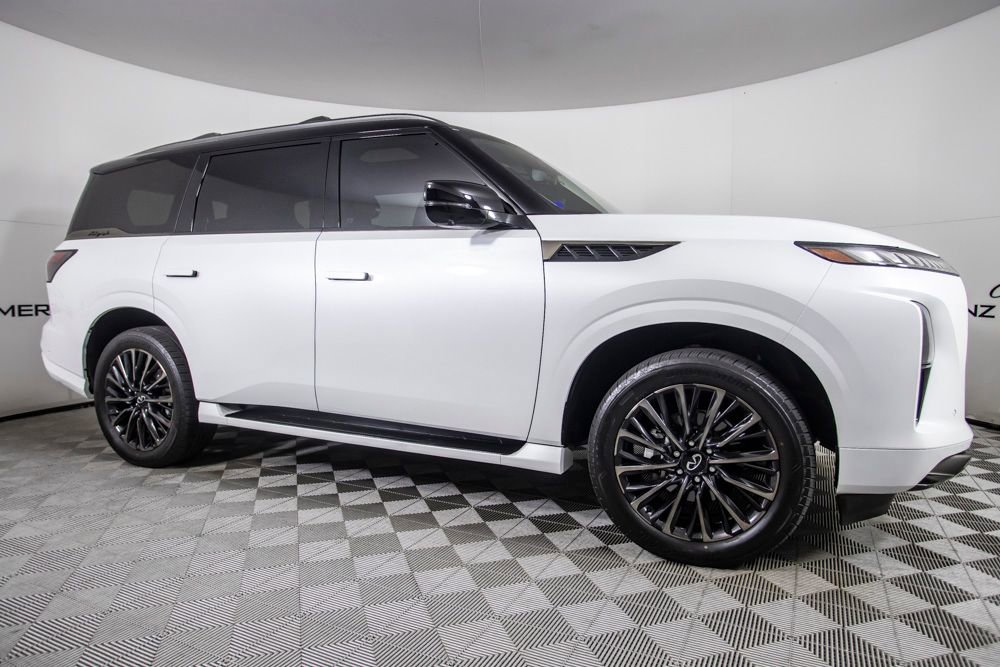 Used 2025 INFINITI QX80 Autograph w/ Autograph Exterior Package AWD/4WD image 3