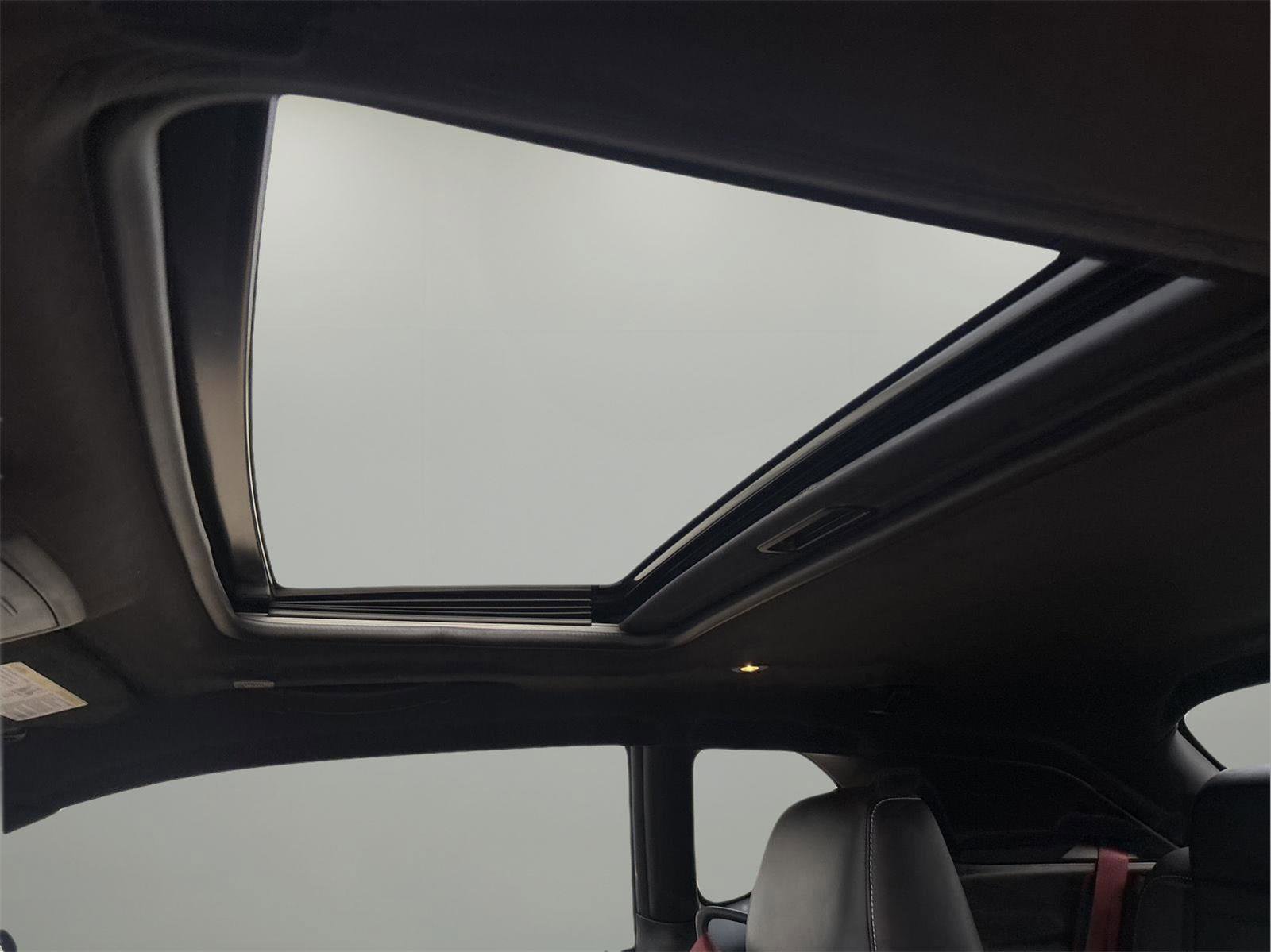 Used 2023 Dodge Challenger SRT Hellcat image 4