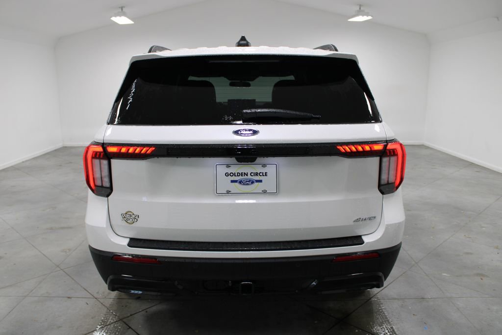 New 2026 Ford Explorer ST-Line AWD/4WD image 7