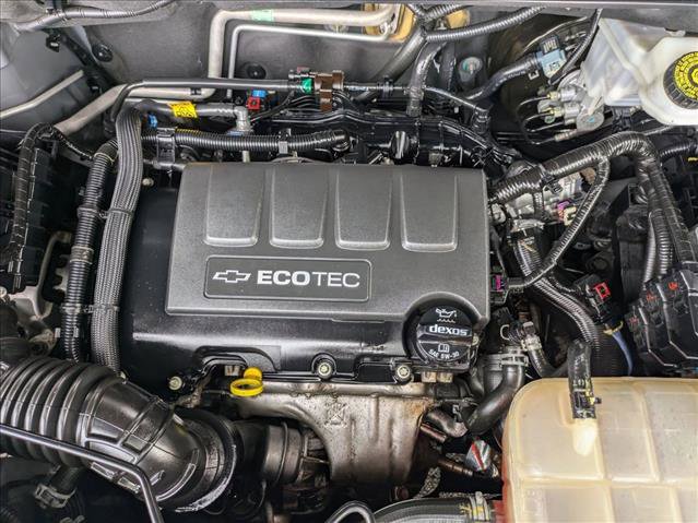 Used 2019 Chevrolet Trax LT w/ LT Convenience Package image 21