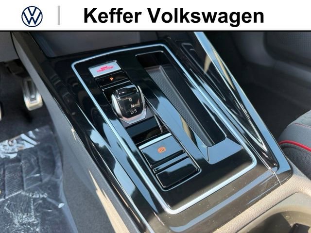 New 2026 Volkswagen GTI SE FWD image 20