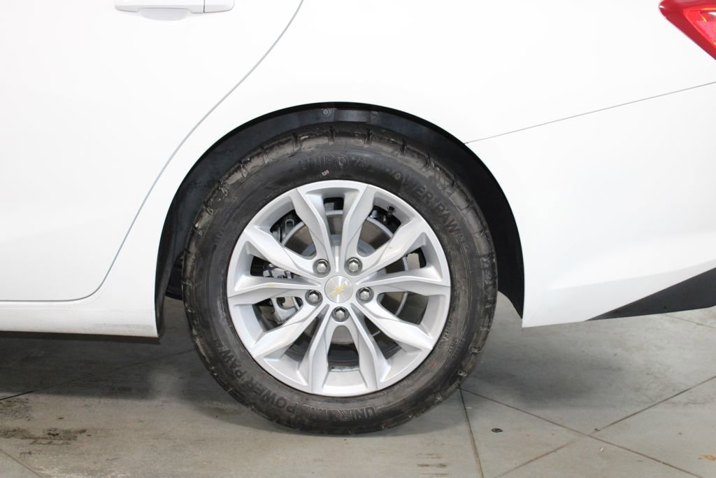 Used 2023 Chevrolet Malibu LT image 16