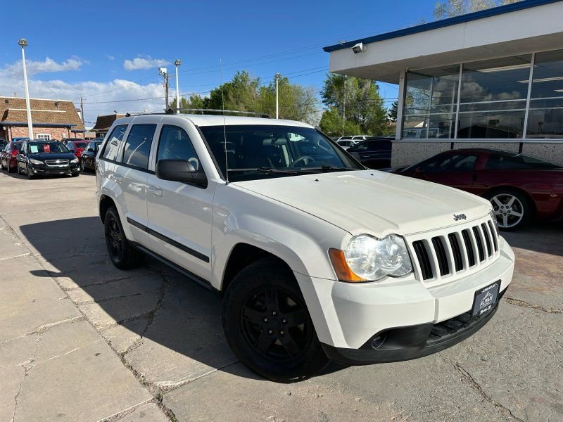 Used 2008 Jeep Grand Cherokee Laredo AWD/4WD image 1