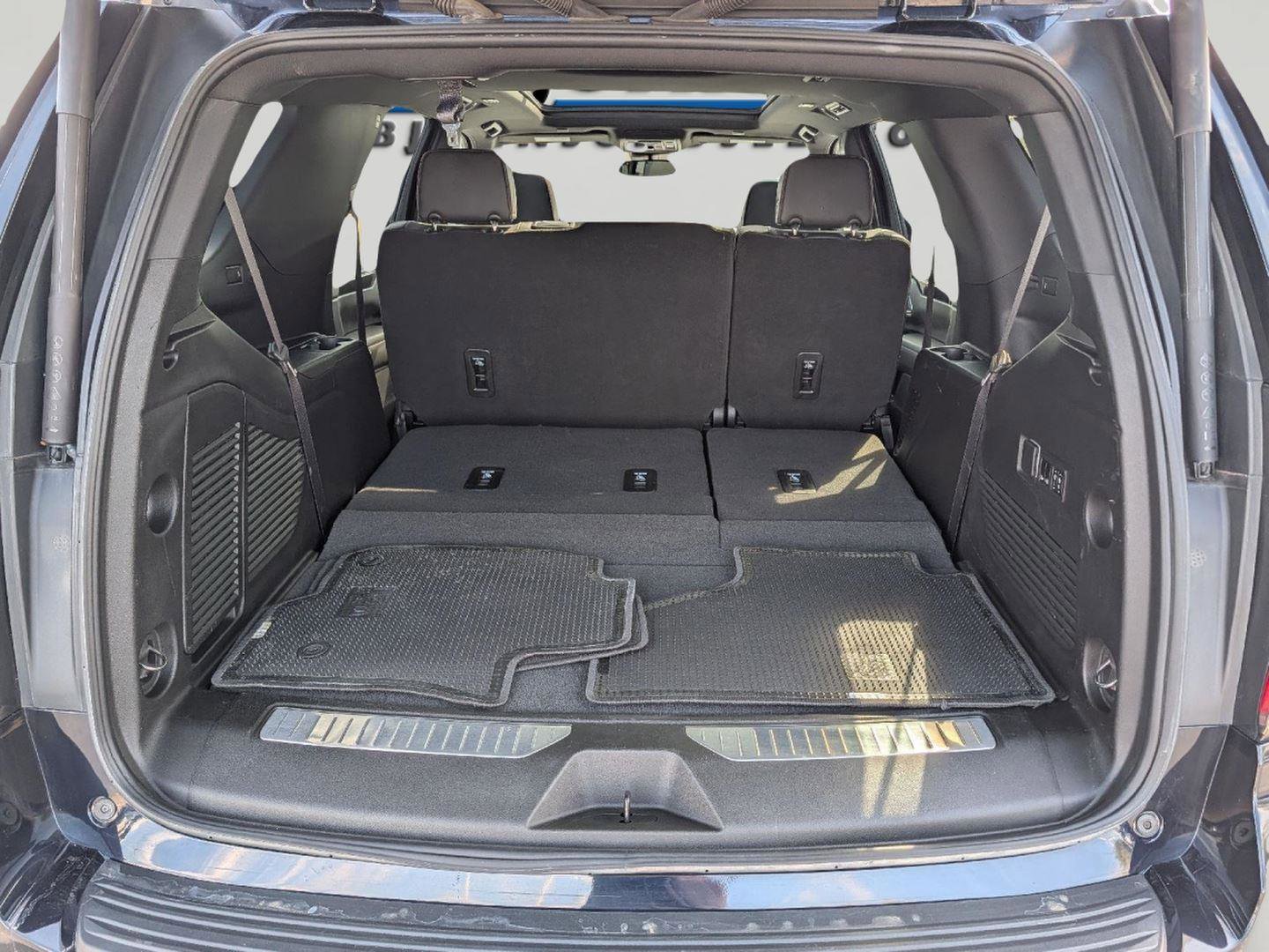 Used 2023 Chevrolet Tahoe RST w/ Luxury Package image 26