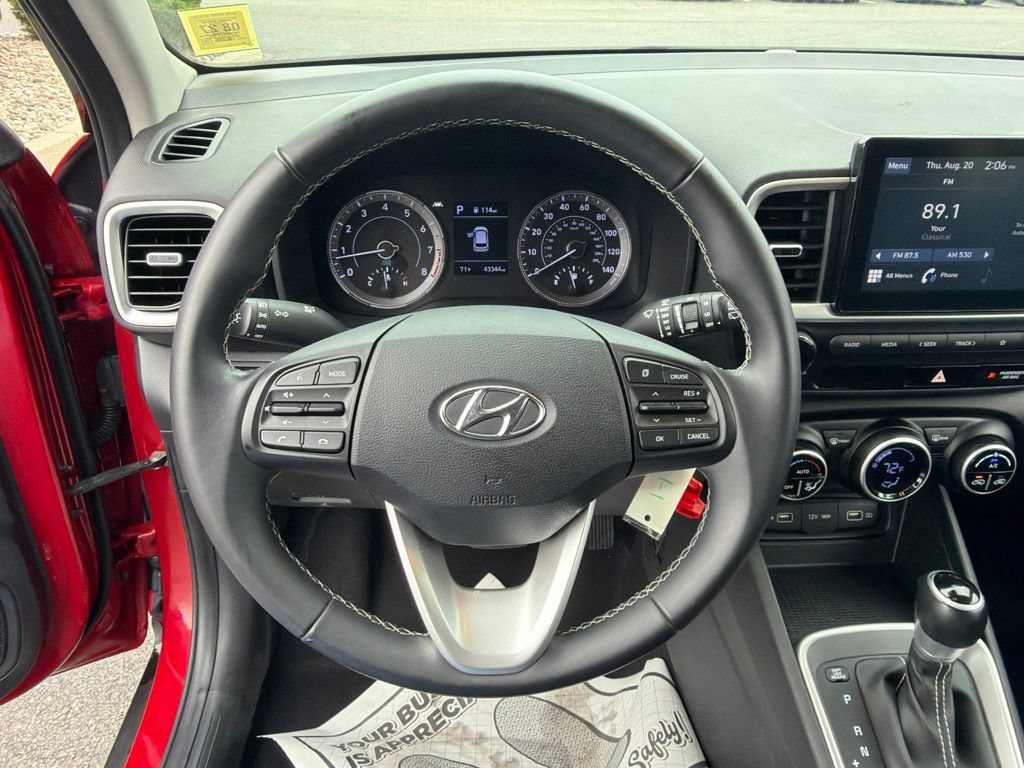Used 2022 Hyundai Venue SEL w/ Cargo Package FWD image 20
