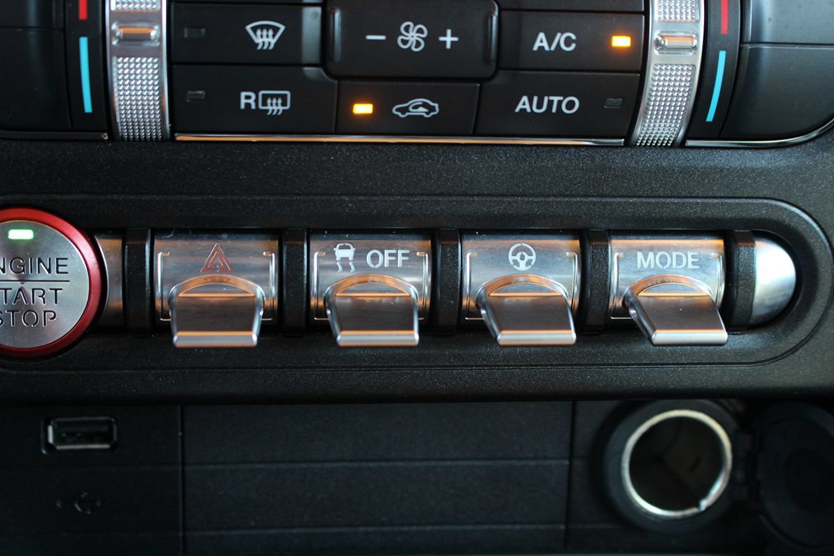 Used 2019 Ford Mustang Bullitt RWD image 41