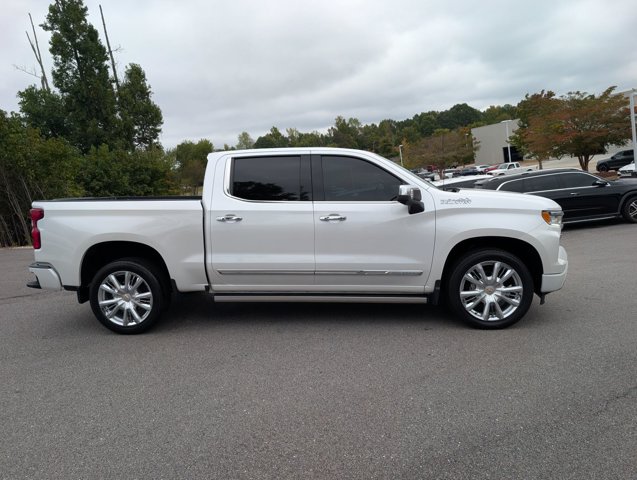 Used 2024 Chevrolet Silverado 1500 High Country AWD/4WD image 6