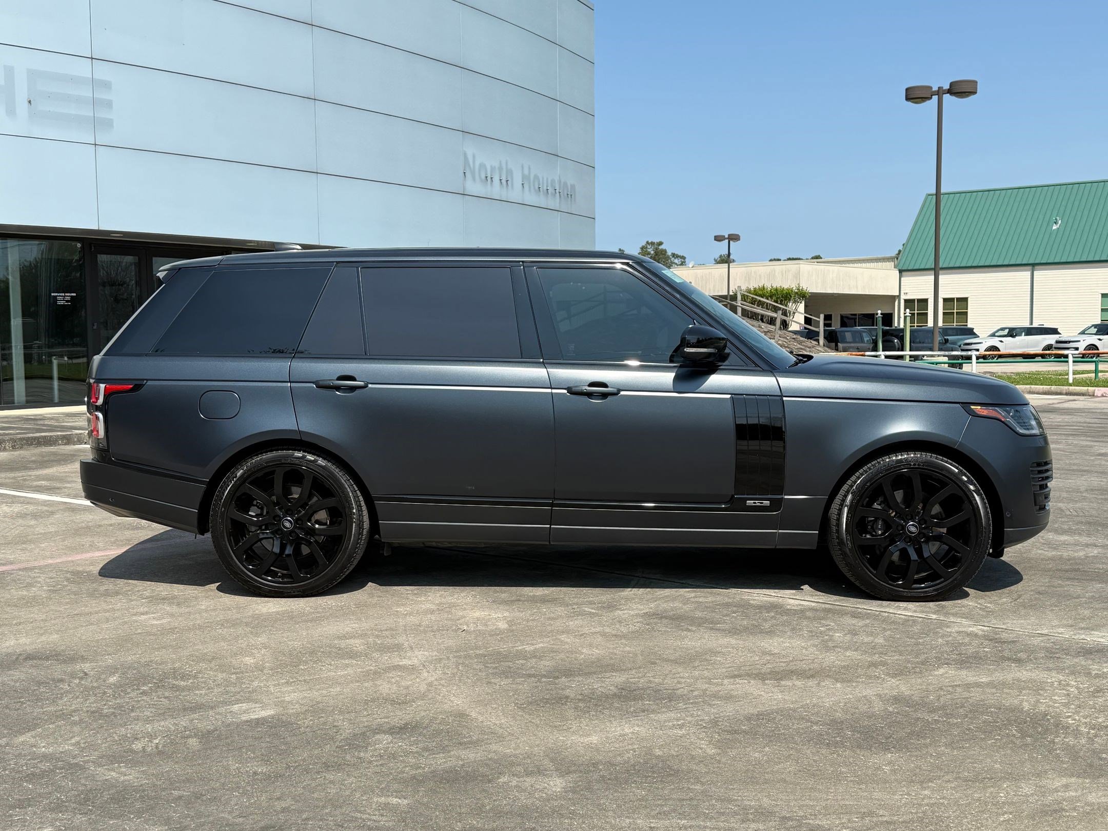 Used 2021 Land Rover Range Rover P525 Westminster Edition LWB image 8