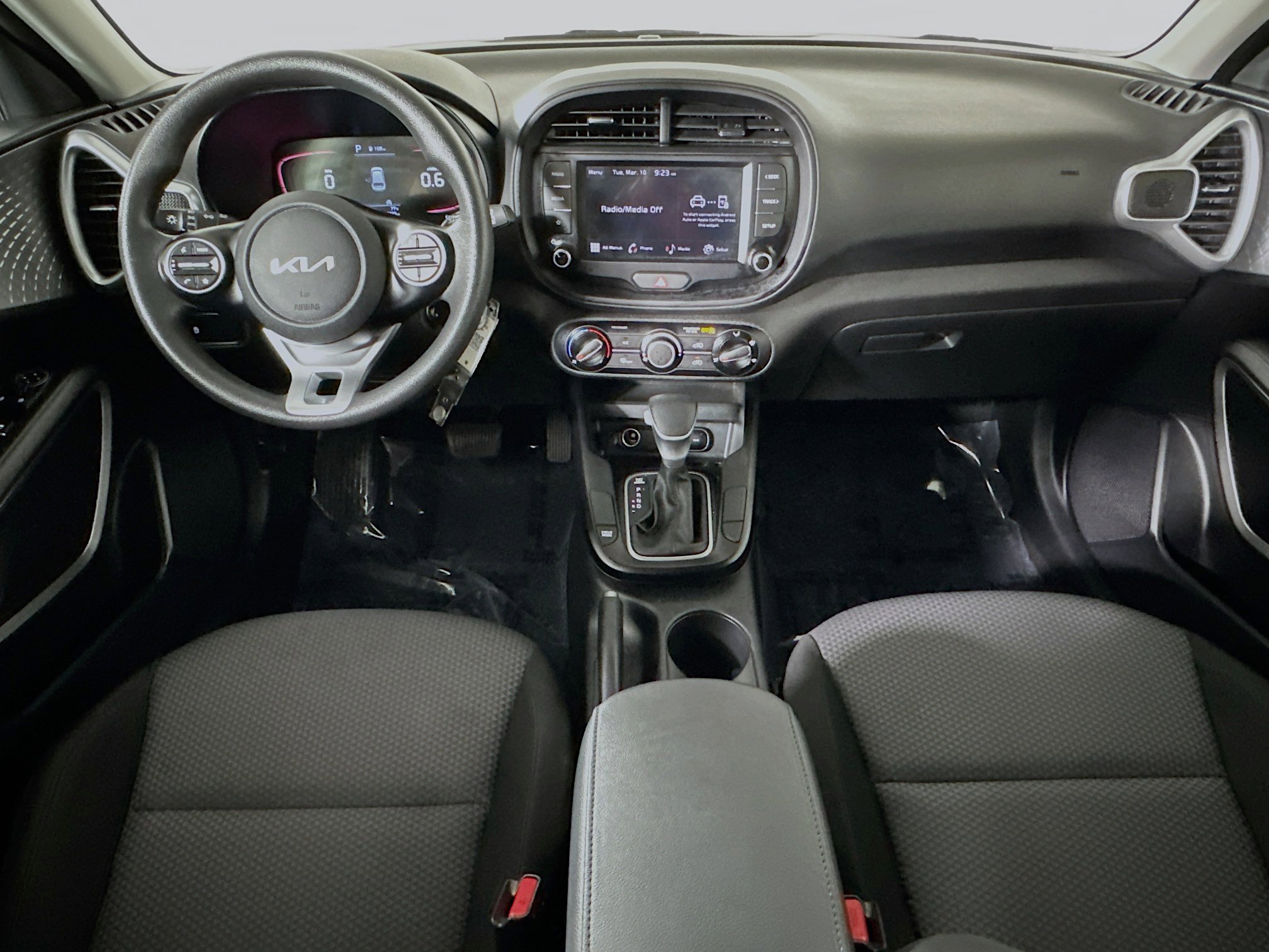 Used 2024 Kia Soul LX w/ Option Group 015 image 26