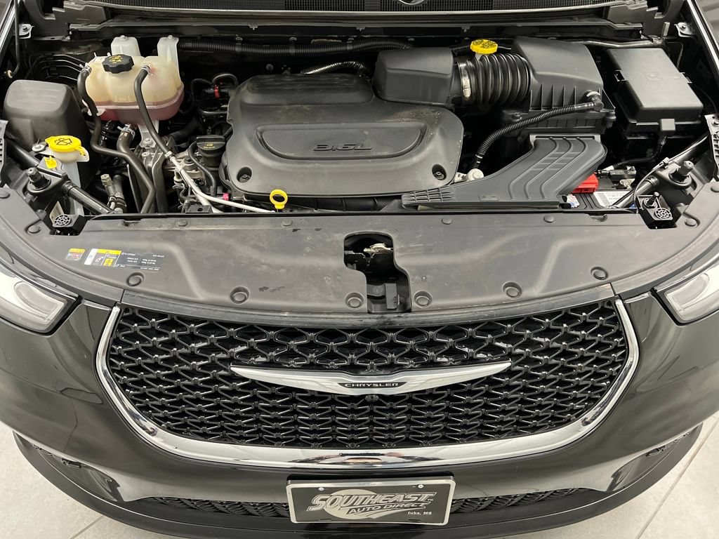 Used 2024 Chrysler Pacifica Limited FWD image 90