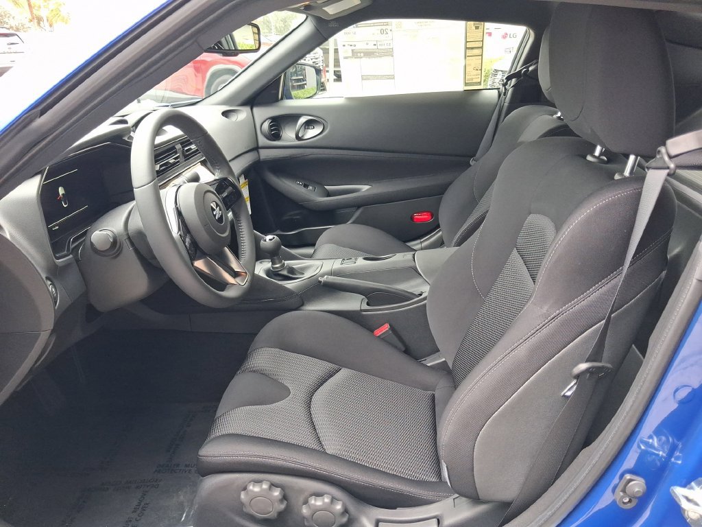 Used 2026 Nissan Z Sport w/ Floor Mat Package RWD image 9