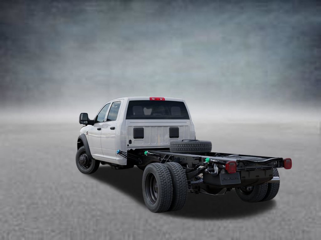 New 2026 RAM 5500 Tradesman AWD/4WD image 3