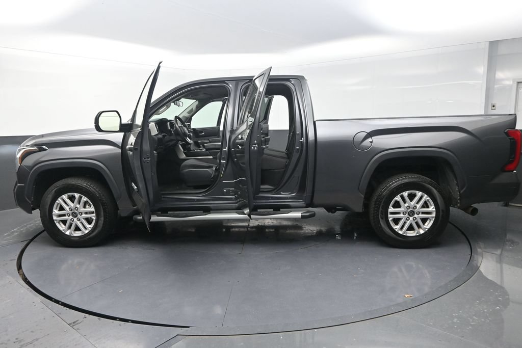 Used 2023 Toyota Tundra SR5 AWD/4WD image 34