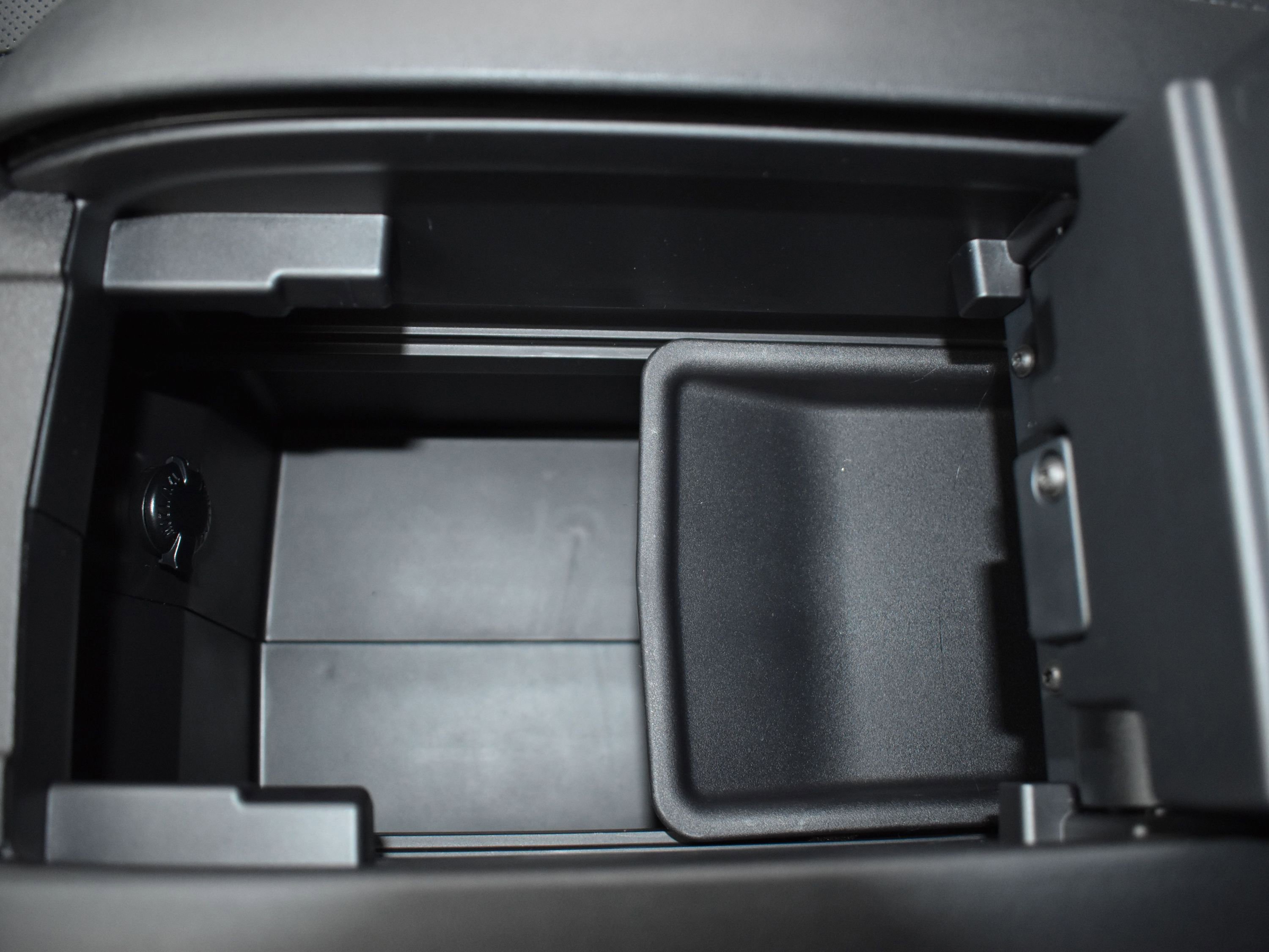 Used 2022 Toyota Highlander Platinum image 23