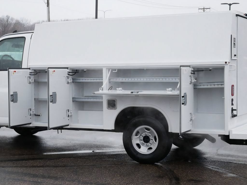 New 2026 Chevrolet Express 3500 w/ Power Convenience Package RWD image 10