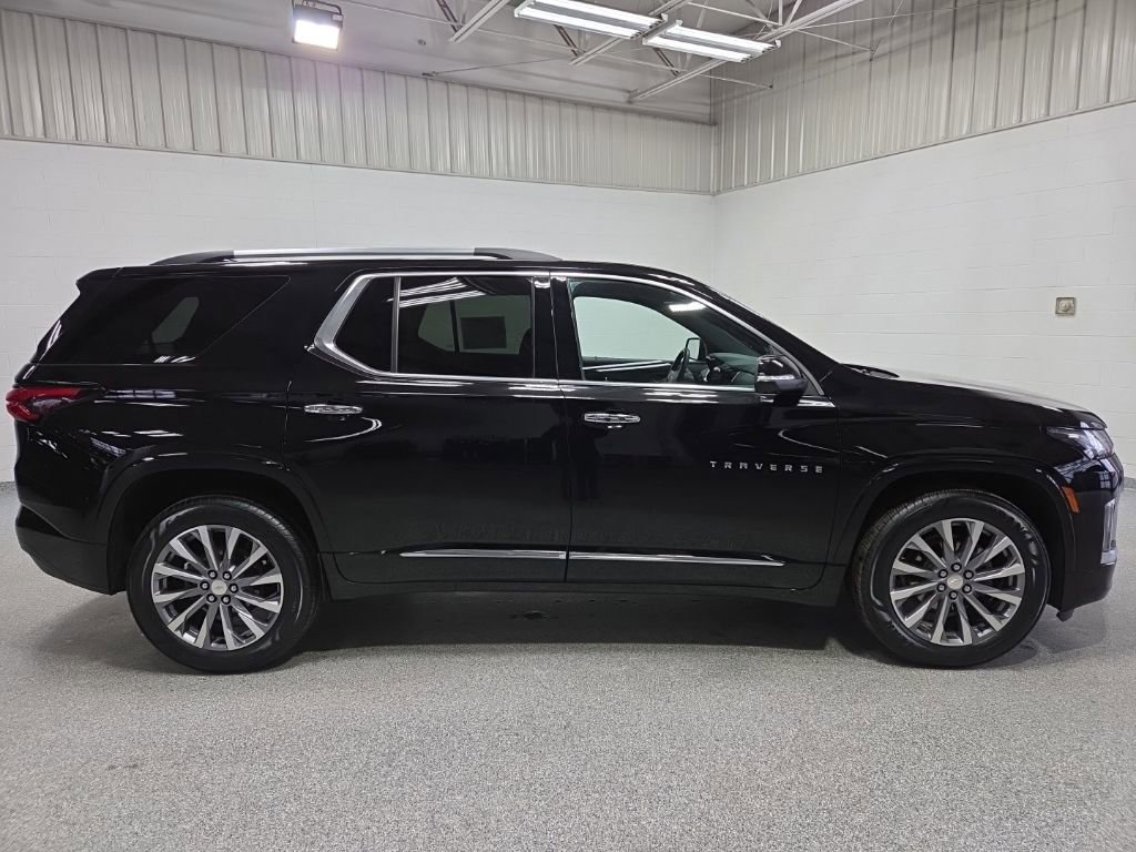 Used 2022 Chevrolet Traverse Premier AWD/4WD image 8