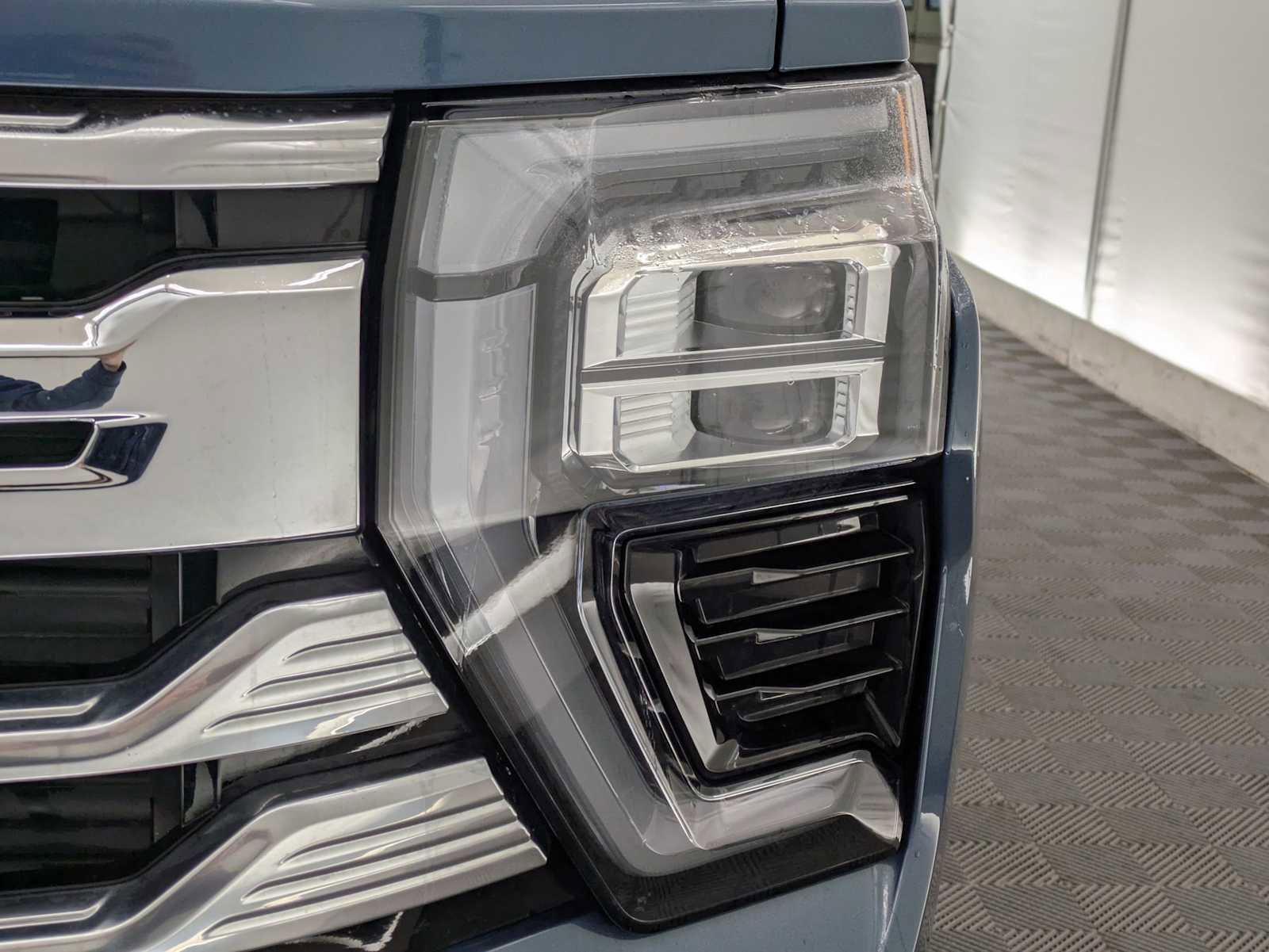 Used 2024 Chevrolet Silverado 3500 High Country w/ High Country Premium Package image 10