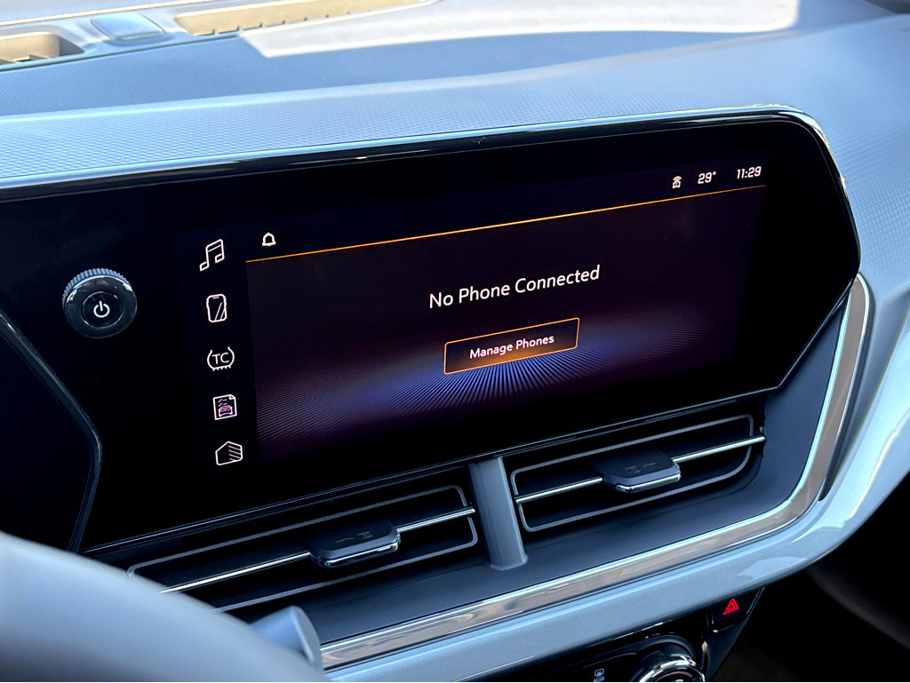 New 2025 Chevrolet Trax LT w/ Driver Confidence Package image 8