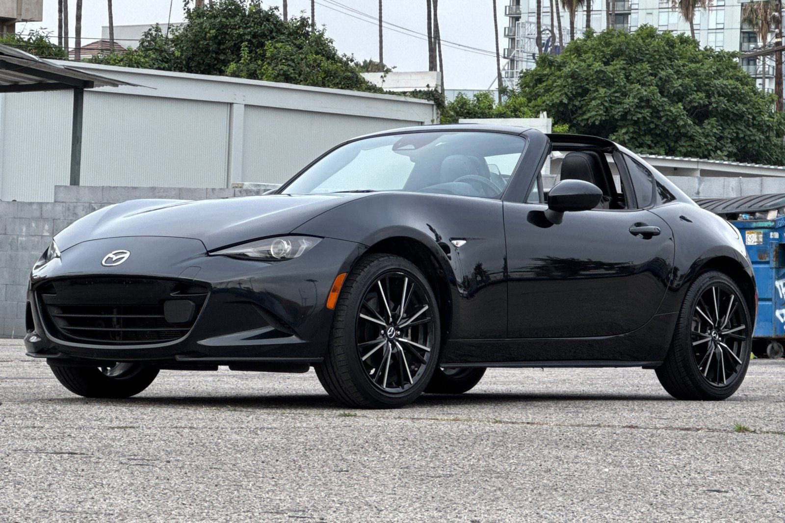 Used 2025 MAZDA MX-5 Miata RF Grand Touring RWD image 8