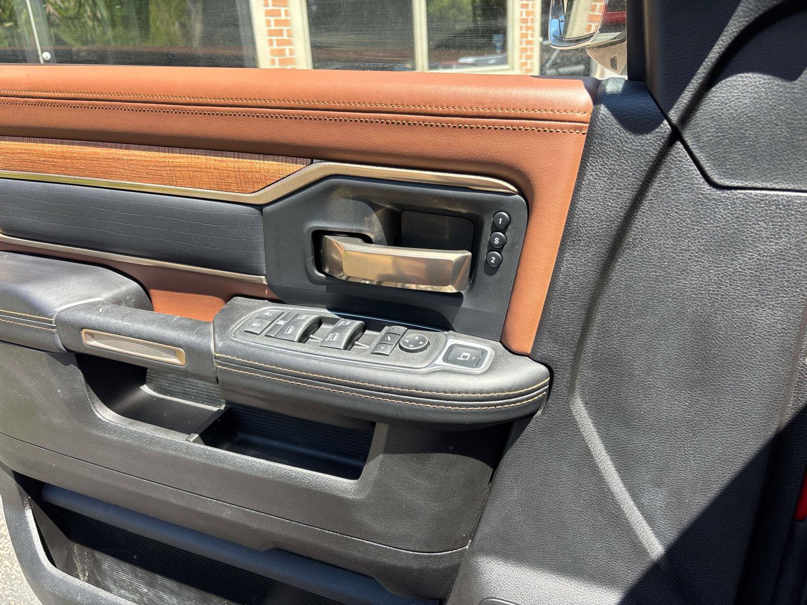 Used 2022 RAM 2500 Limited AWD/4WD image 14