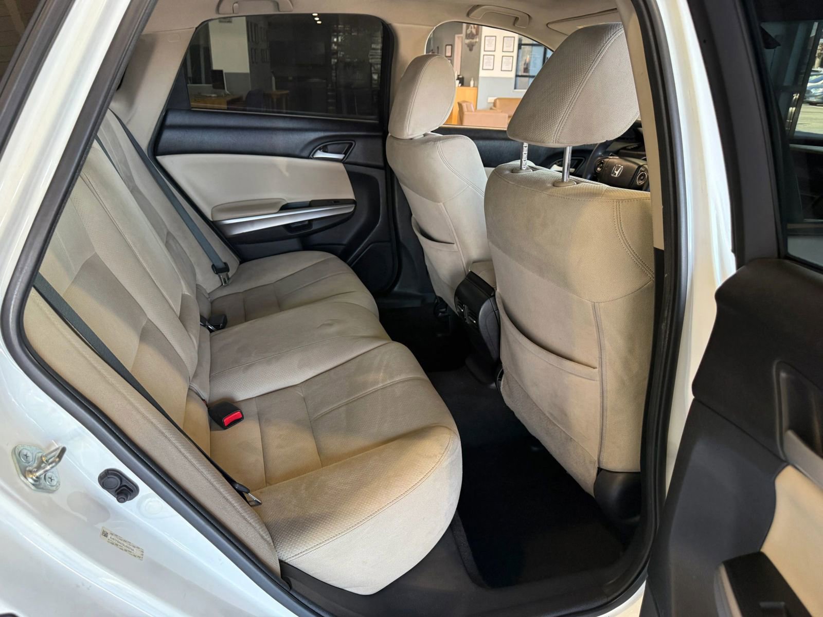 Used 2013 Honda Crosstour EX image 10