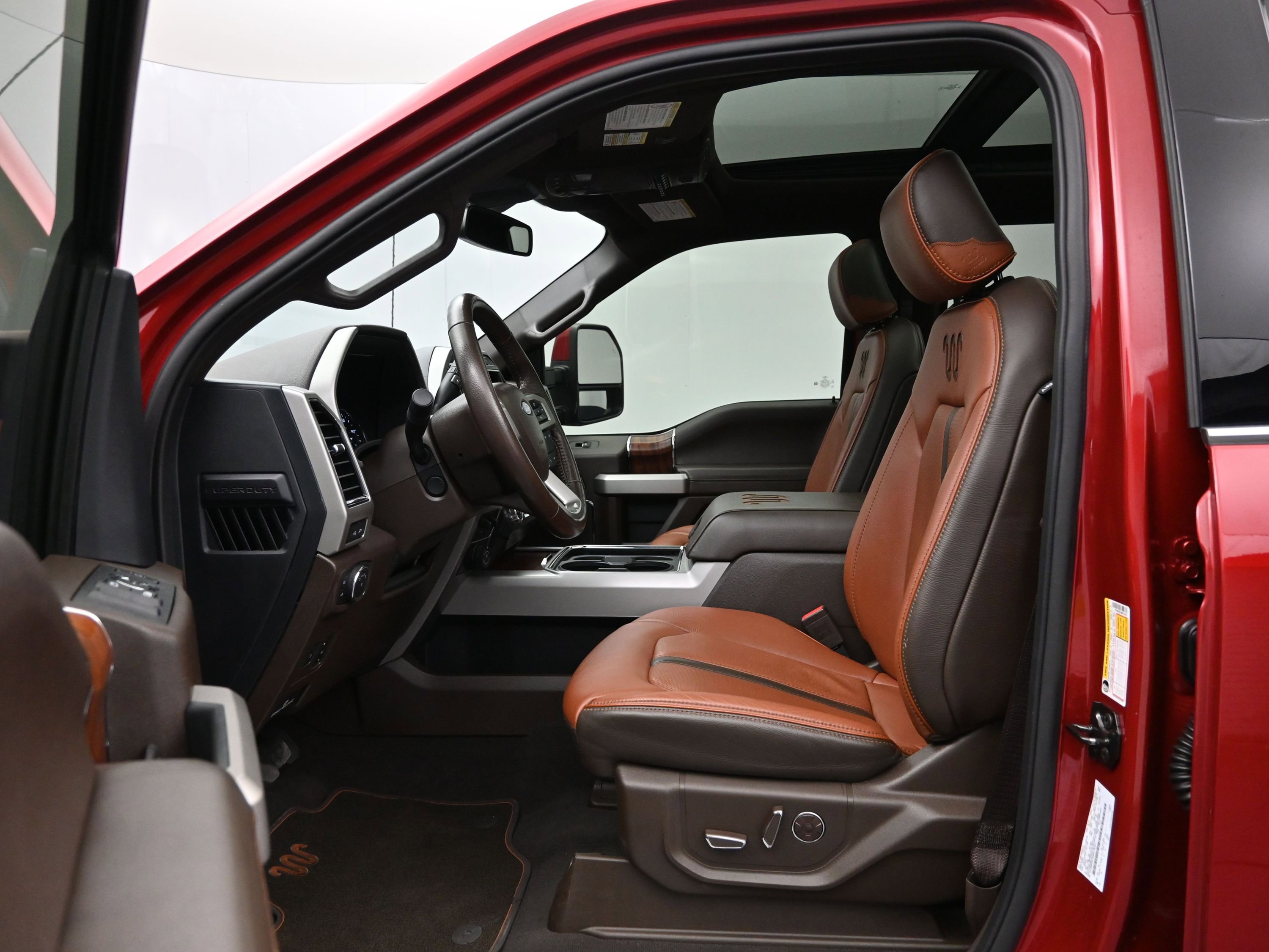Used 2022 Ford F250 King Ranch w/ King Ranch Ultimate Package image 9