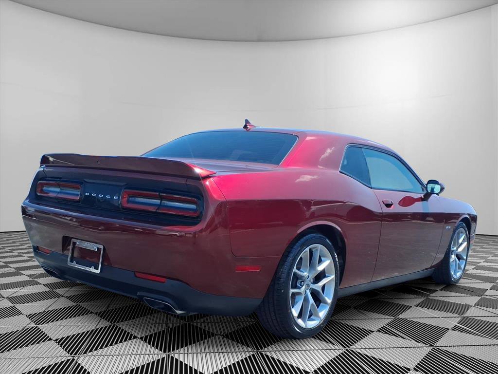 Used 2019 Dodge Challenger R/T w/ Plus Package RWD image 28