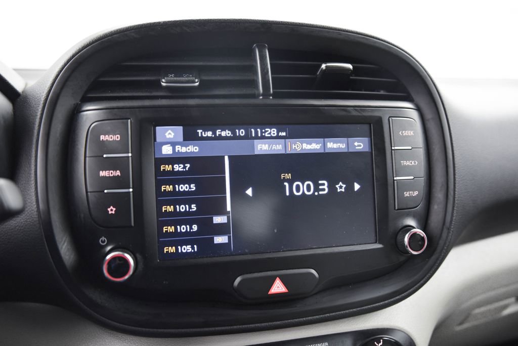 Used 2022 Kia Soul LX w/ Technology Package image 19