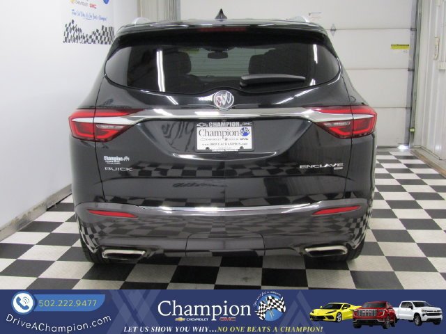 Used 2018 Buick Enclave Essence AWD/4WD image 12