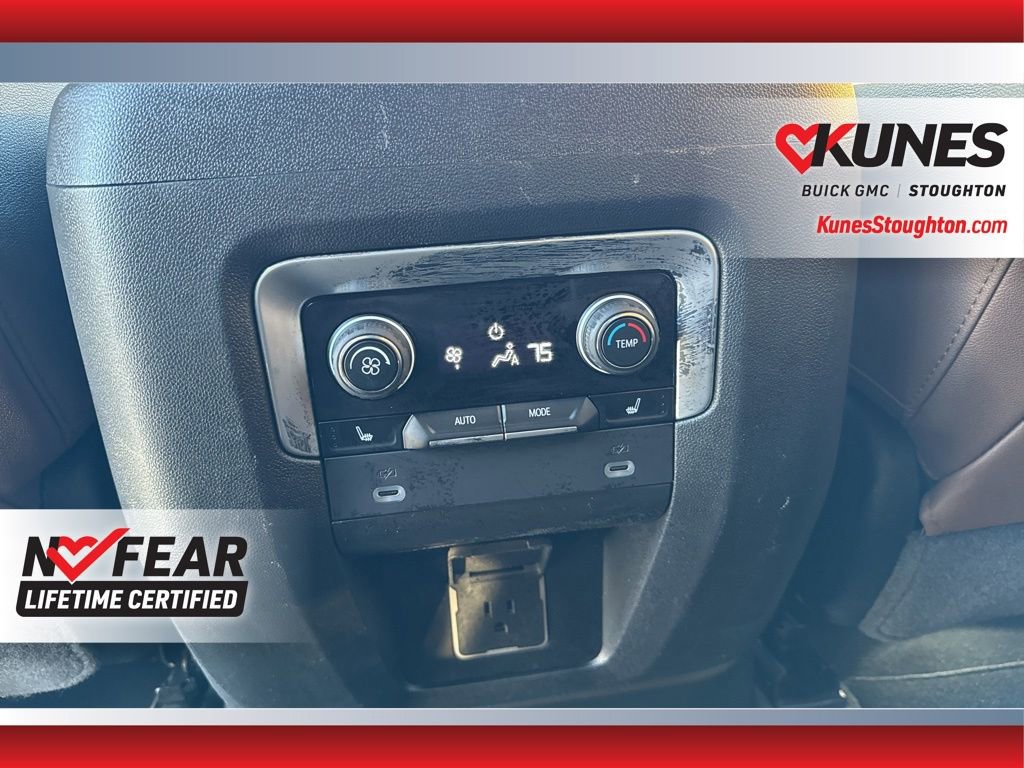 Used 2024 Chevrolet Tahoe High Country image 36