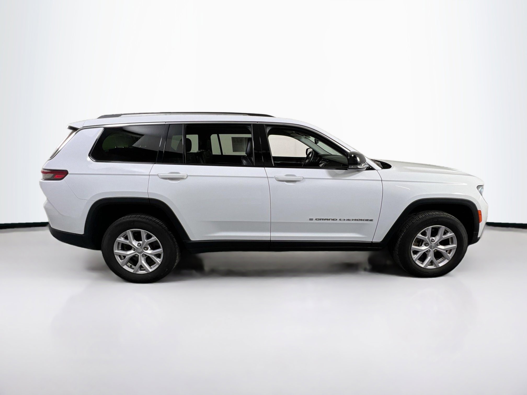 Used 2021 Jeep Grand Cherokee L Limited image 4