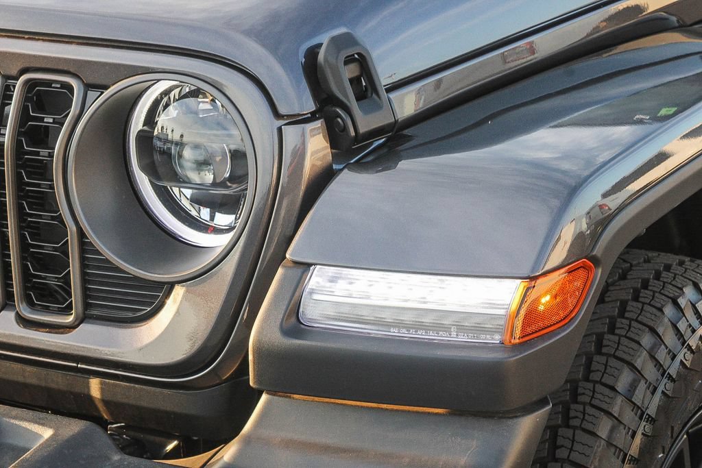 New 2026 Jeep Wrangler Unlimited Sport AWD/4WD image 5