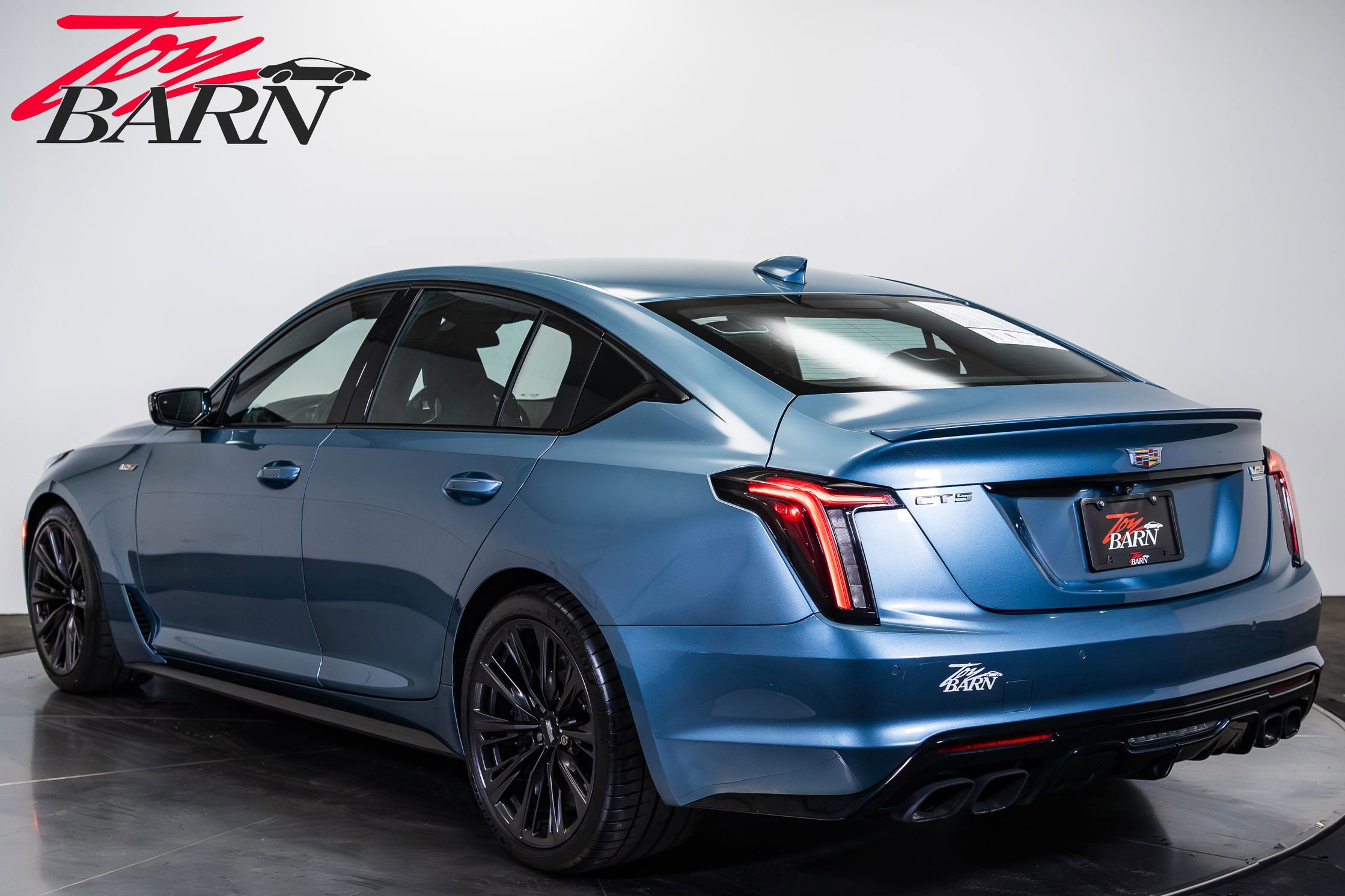 Used 2023 Cadillac CT5 V Blackwing RWD image 3