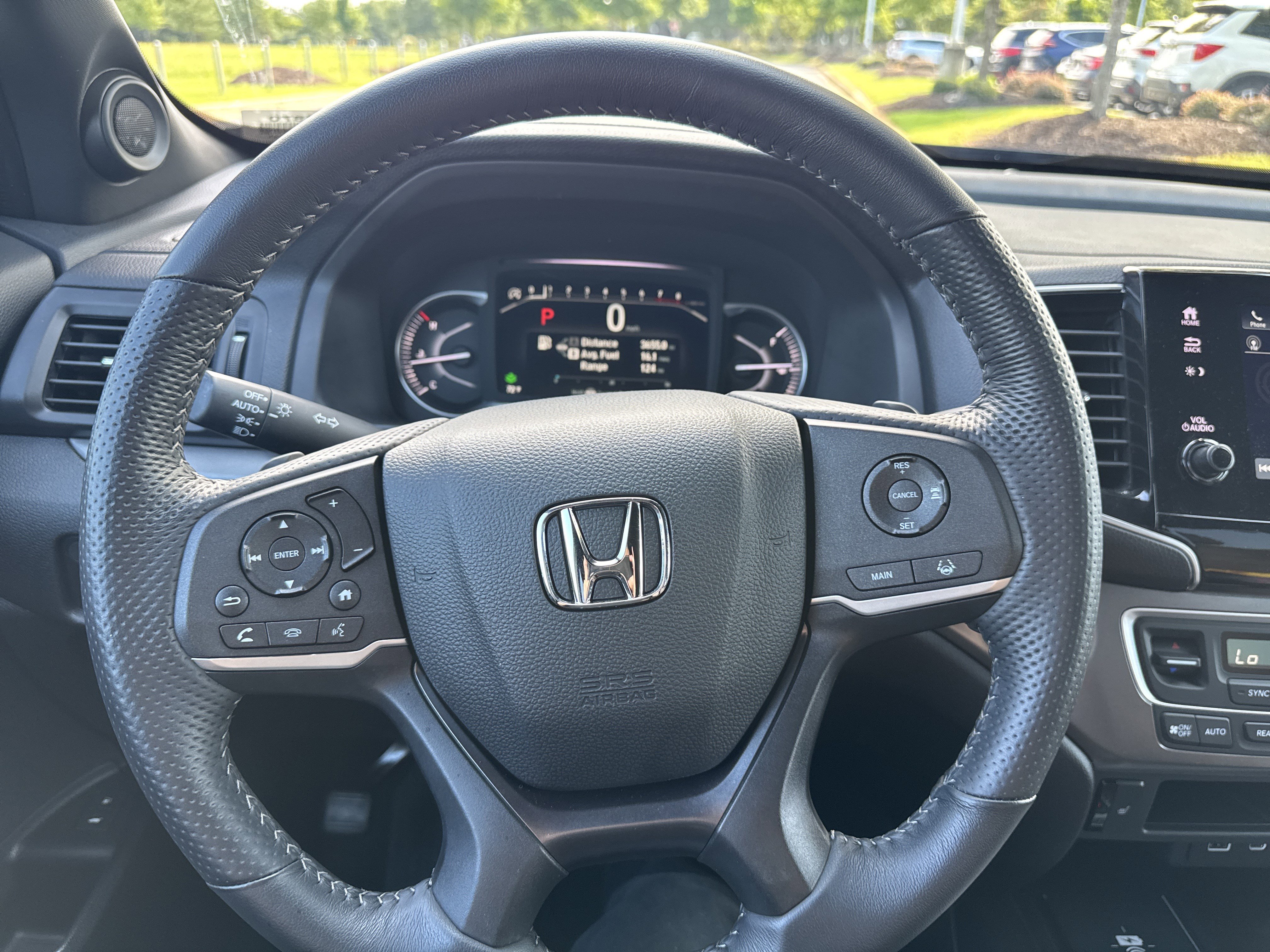 Used 2025 Honda Passport EX-L image 17