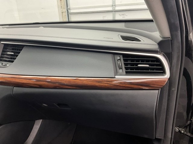 Used 2019 Kia Cadenza Premium image 11