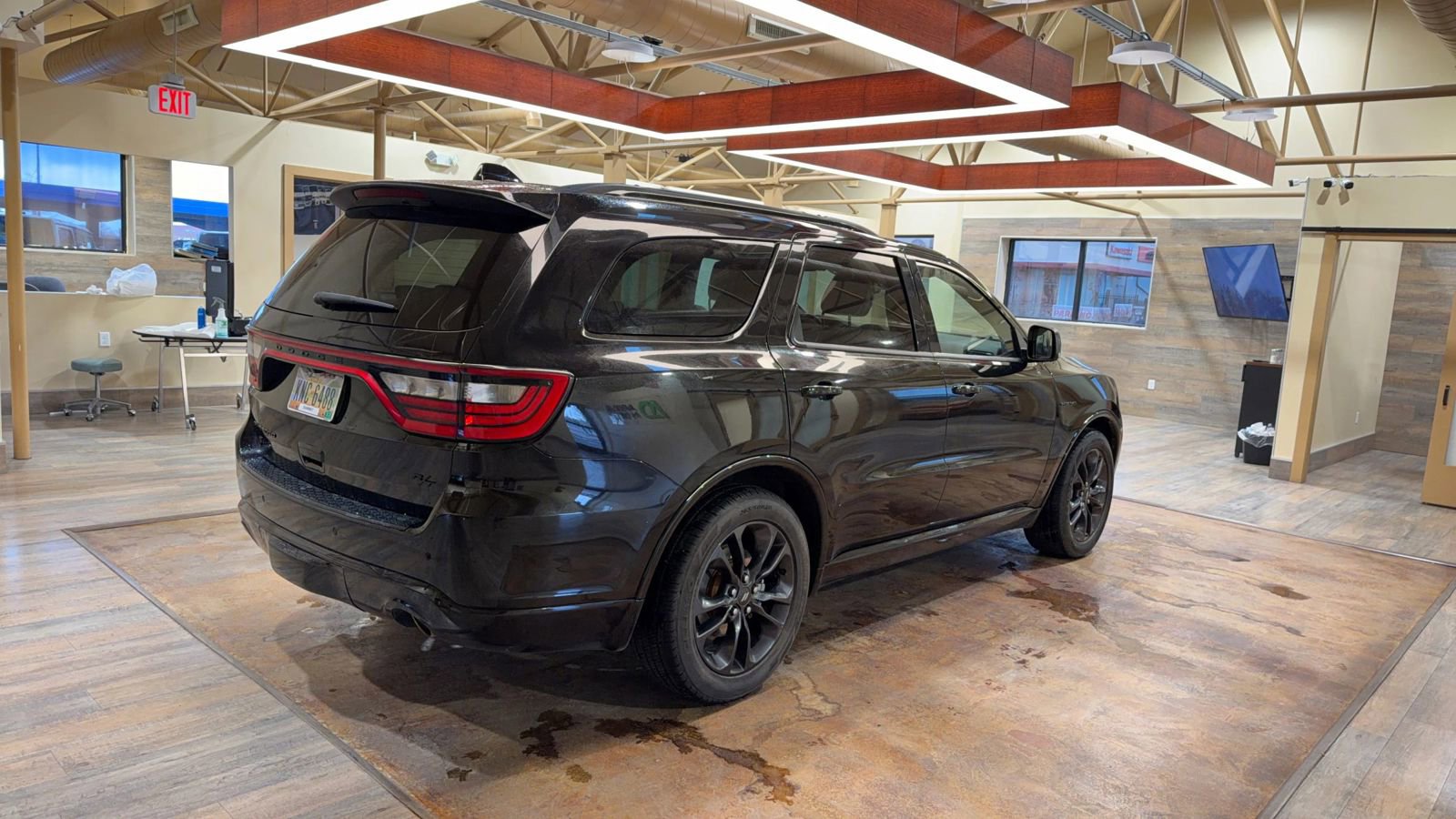 Used 2023 Dodge Durango R/T w/ Blacktop Package image 3