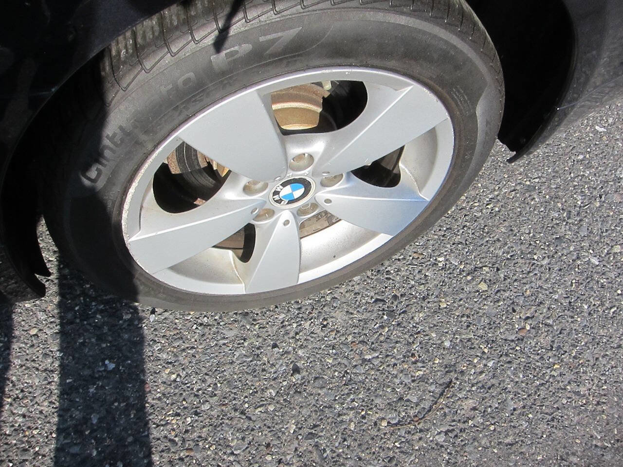 Used 2006 BMW 530xi Sedan image 6