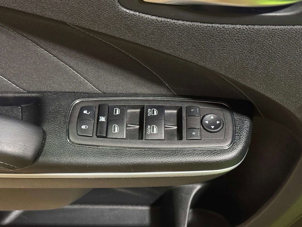 Used 2023 Dodge Charger Scat Pack w/ Technology Group image 7