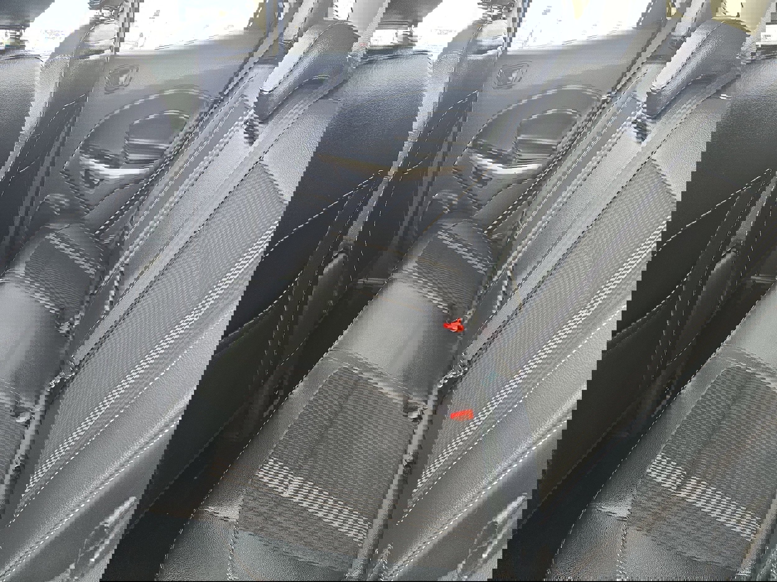 Used 2019 Ford EcoSport SES w/ SES Black Appearance Package image 27